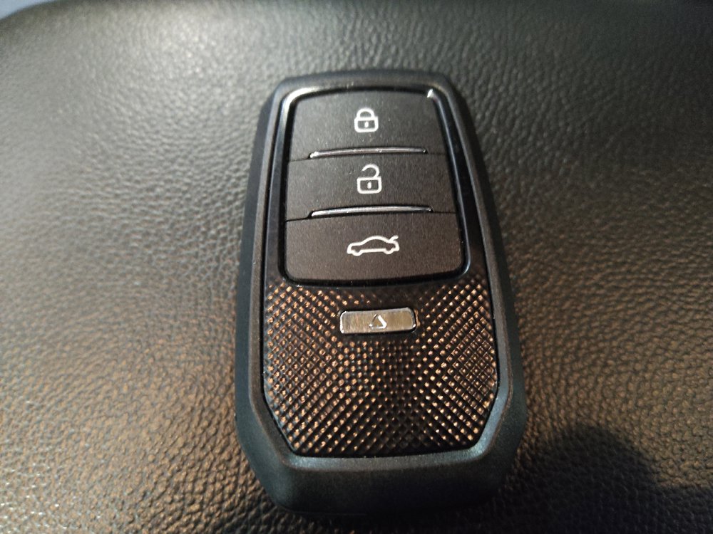 Used 2024 Hyundai Elantra SEL w/ Convenience Package FWD image 32