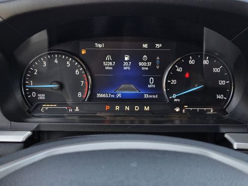 Used 2021 Ford Explorer XLT w/ Equipment Group 202A AWD/4WD image 6