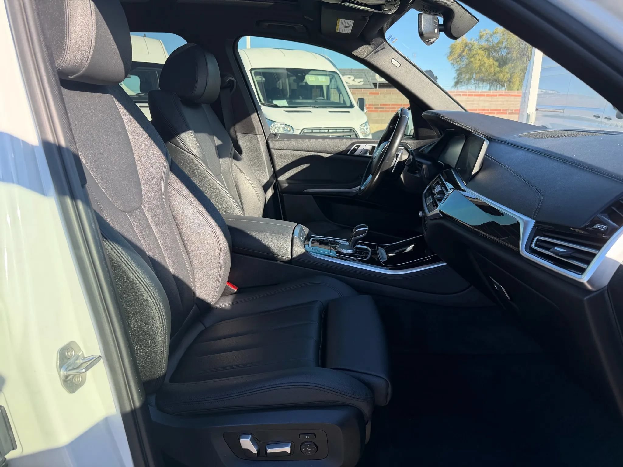 Used 2020 BMW X5 sDrive40i w/ Convenience Package RWD image 14