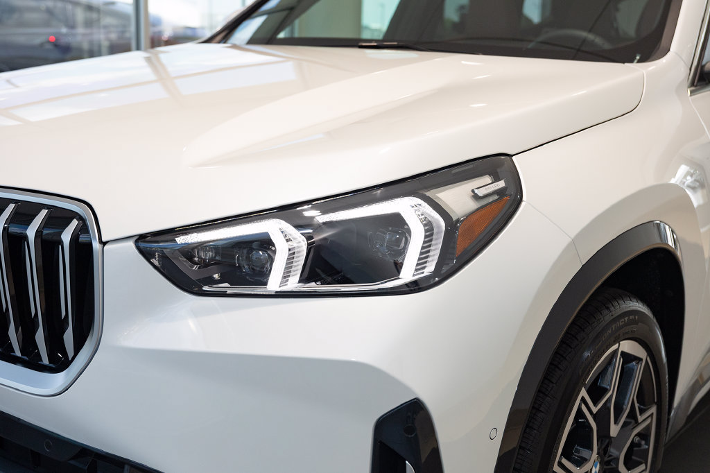 Used 2026 BMW X1 xDrive28i w/ Convenience Package AWD/4WD image 12