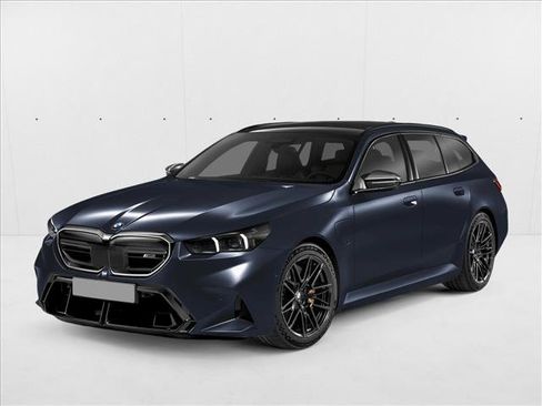 New 2026 BMW M5 Touring AWD/4WD image 1