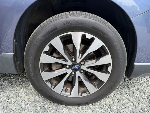 Used 2017 Subaru Outback 2.5i Limited AWD/4WD image 18