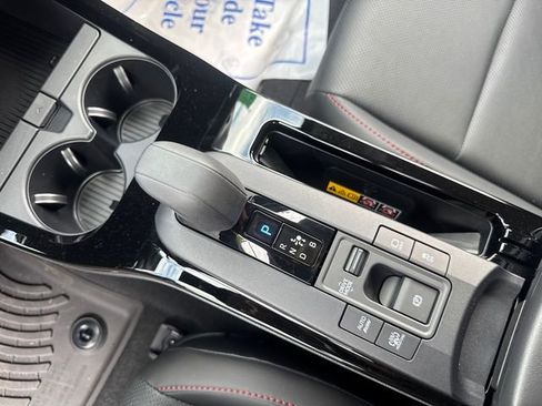 New 2025 Toyota Prius Plug-In Hybrid w/ Limited Premium Package image 36