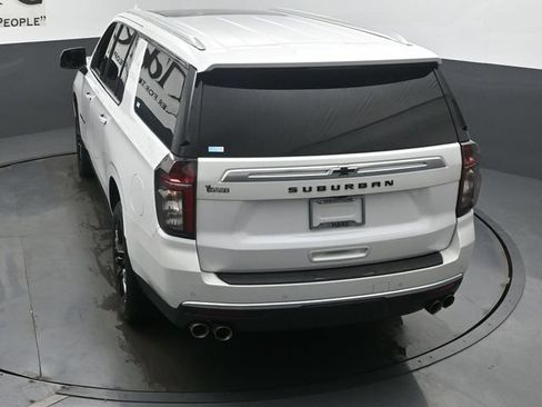 Used 2023 Chevrolet Suburban High Country AWD/4WD image 61