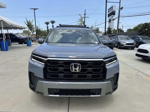 New 2026 Honda Pilot Elite image 2
