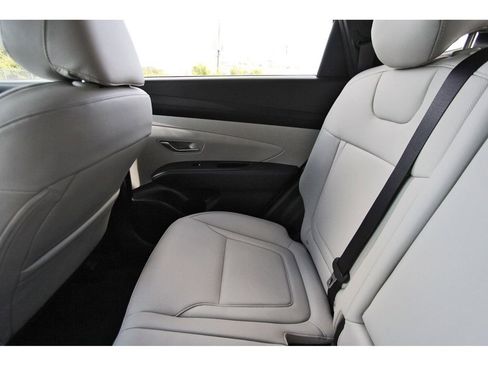 Certified 2025 Hyundai Tucson SEL image 11