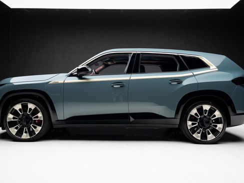 Used 2023 BMW XM image 17