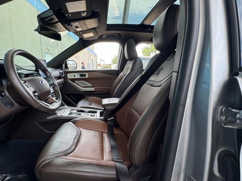Used 2022 Ford Explorer King Ranch w/ Technology Package AWD/4WD image 29