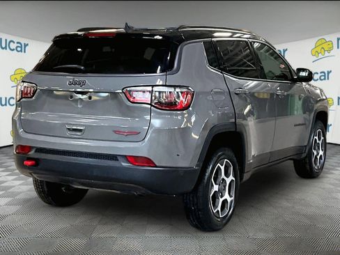 Used 2022 Jeep Compass Trailhawk image 6