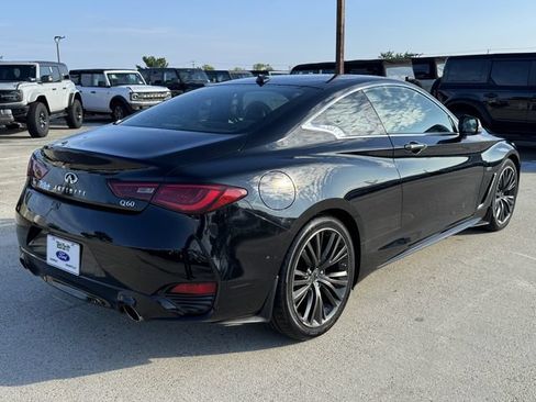 Used 2018 INFINITI Q60 3.0t Luxe AWD/4WD image 5