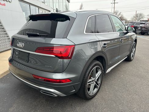 Used 2024 Audi Q5 e Premium Plus image 8