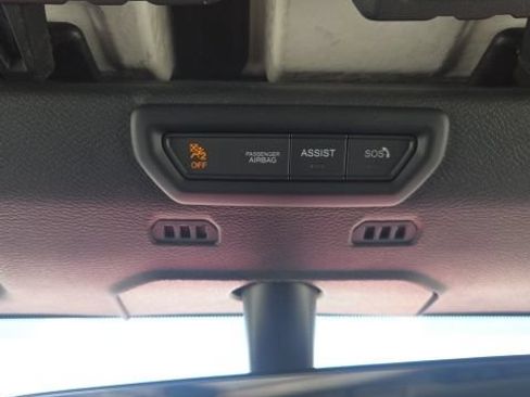 Used 2021 Jeep Wrangler Unlimited Sport AWD/4WD image 29