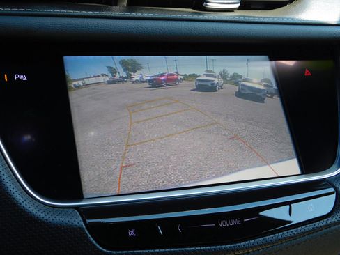 Used 2019 Cadillac XT5 FWD image 20