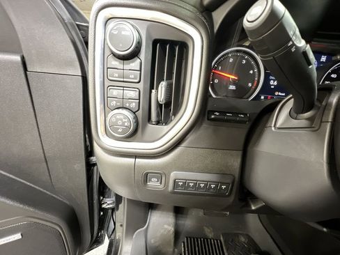 Certified 2022 Chevrolet Silverado 3500 High Country w/ Z71 Off-Road Package image 18