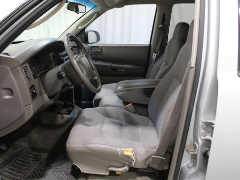 Used 2002 Dodge Durango Sport image 3