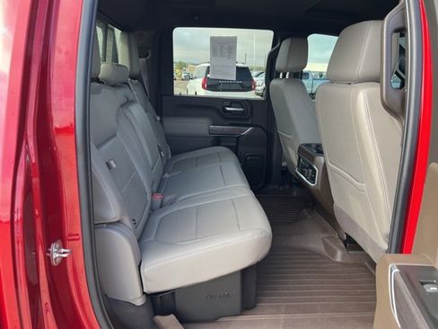 Used 2022 Chevrolet Silverado 2500 LTZ w/ LTZ Convenience Package image 11