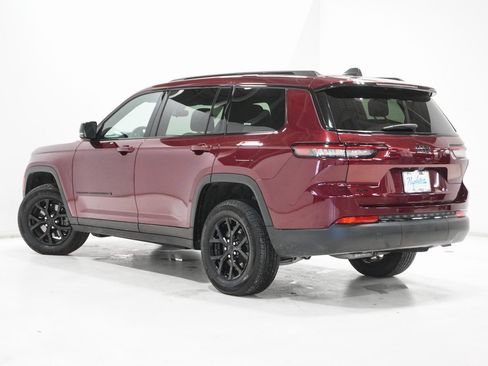 Certified 2024 Jeep Grand Cherokee L Laredo image 5