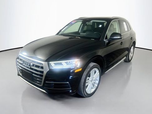 Used 2018 Audi Q5 2.0T Premium Plus w/ Premium Plus Package AWD/4WD image 4