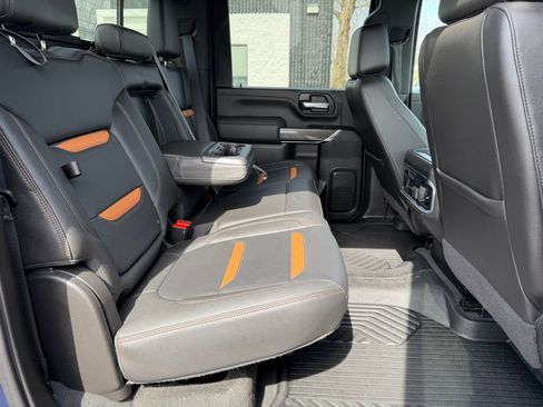 Used 2021 GMC Sierra 2500 AT4 w/ AT4 Premium Plus Package image 32