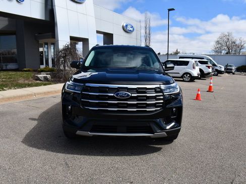 New 2026 Ford Explorer Active image 10