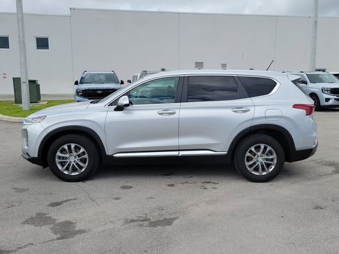 Used 2020 Hyundai Santa Fe SE FWD image 8