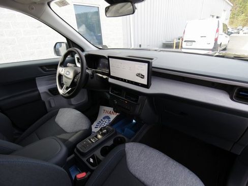 New 2025 Ford Maverick XLT w/ Equipment Group 302A image 32