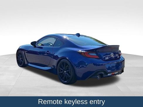 Used 2025 Toyota GR86 Premium RWD image 5