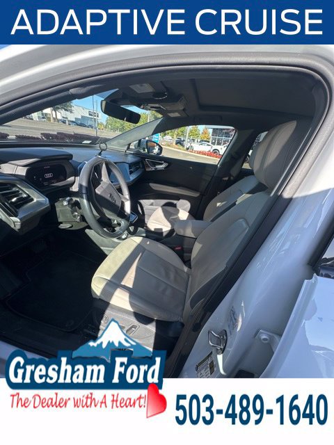 Used 2024 Audi Q4 e-tron Premium AWD/4WD image 8