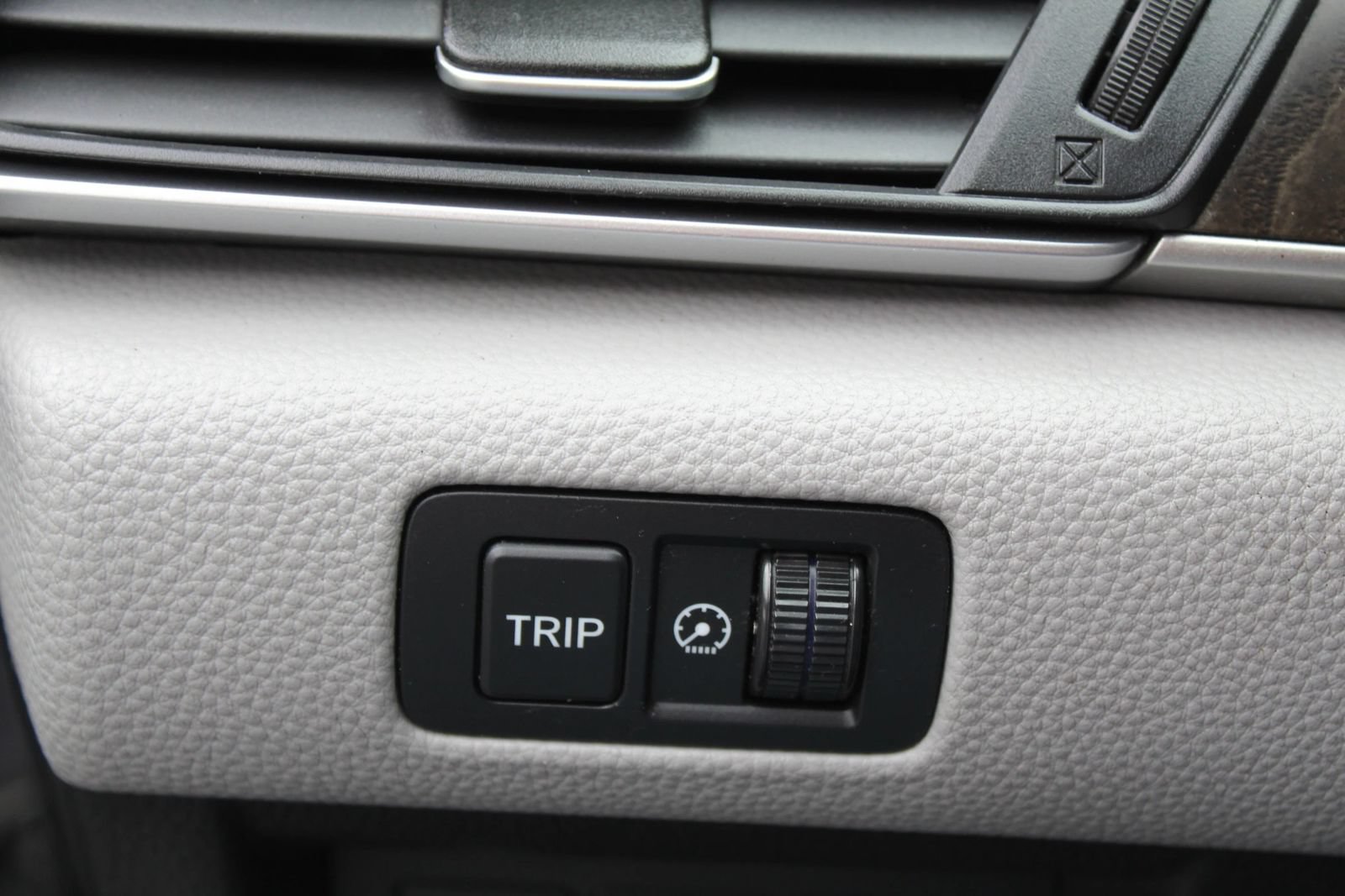 Used 2019 Honda Accord EX image 25