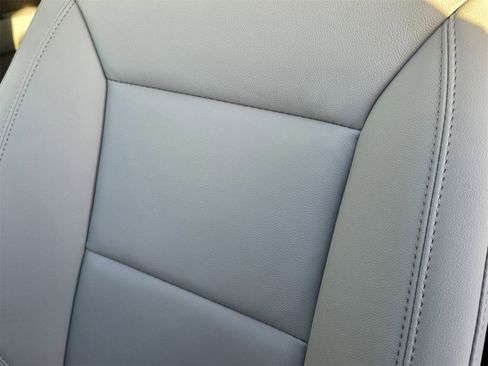 New 2026 Chevrolet Suburban Z71 w/ Comfort Package image 8