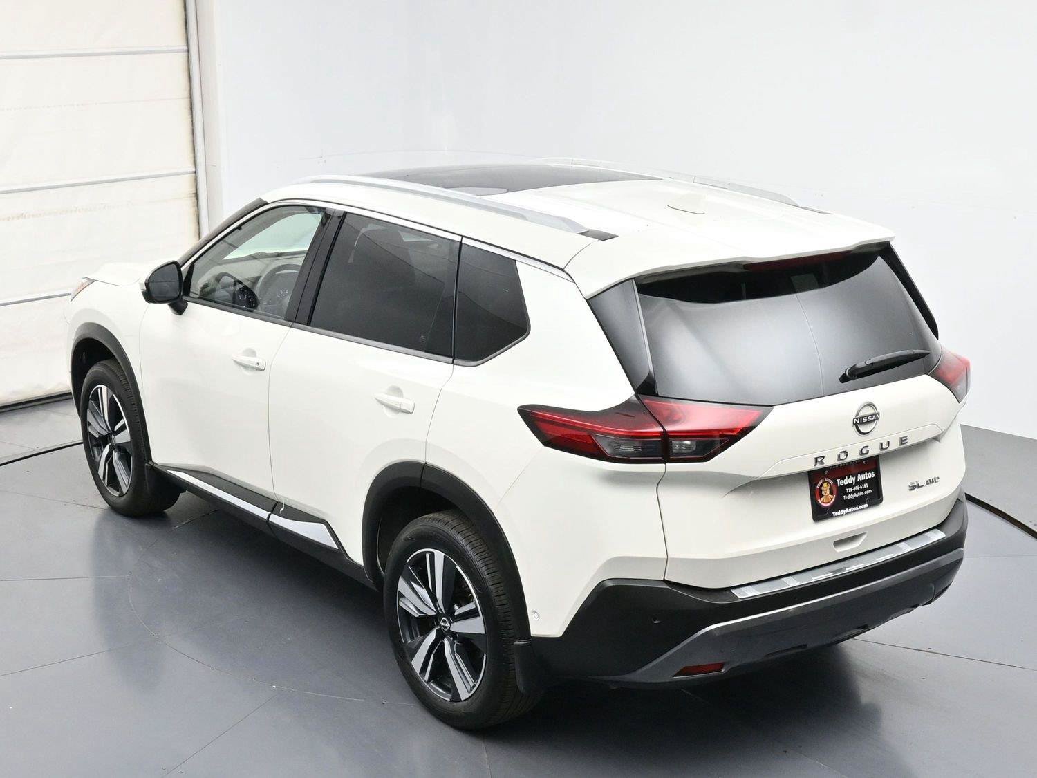 Used 2023 Nissan Rogue SL w/ SL Premium Package AWD/4WD image 32