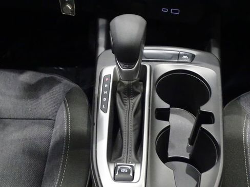 Used 2024 Chevrolet Trax LS image 35