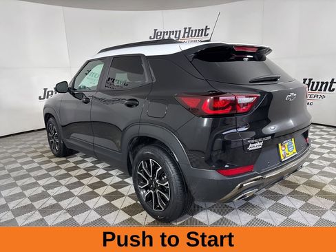 Used 2024 Chevrolet TrailBlazer ACTIV w/ Driver Confidence Package image 7