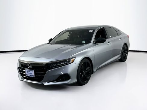 Used 2022 Honda Accord Sport image 1