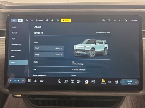 Used 2023 Rivian R1S Adventure AWD/4WD image 29