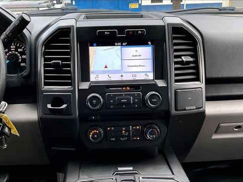 Used 2018 Ford F150 XLT w/ Equipment Group 302A Luxury image 6