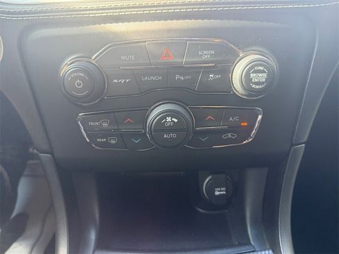 Used 2020 Dodge Charger SRT Hellcat w/ Harman/Kardon Audio Group image 28