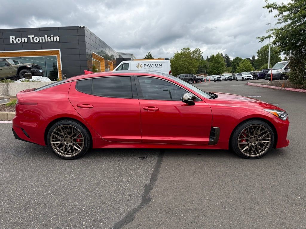 Used 2023 Kia Stinger GT2 AWD/4WD image 8