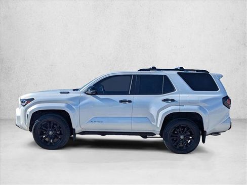Certified 2025 Toyota 4Runner 4WD image 8