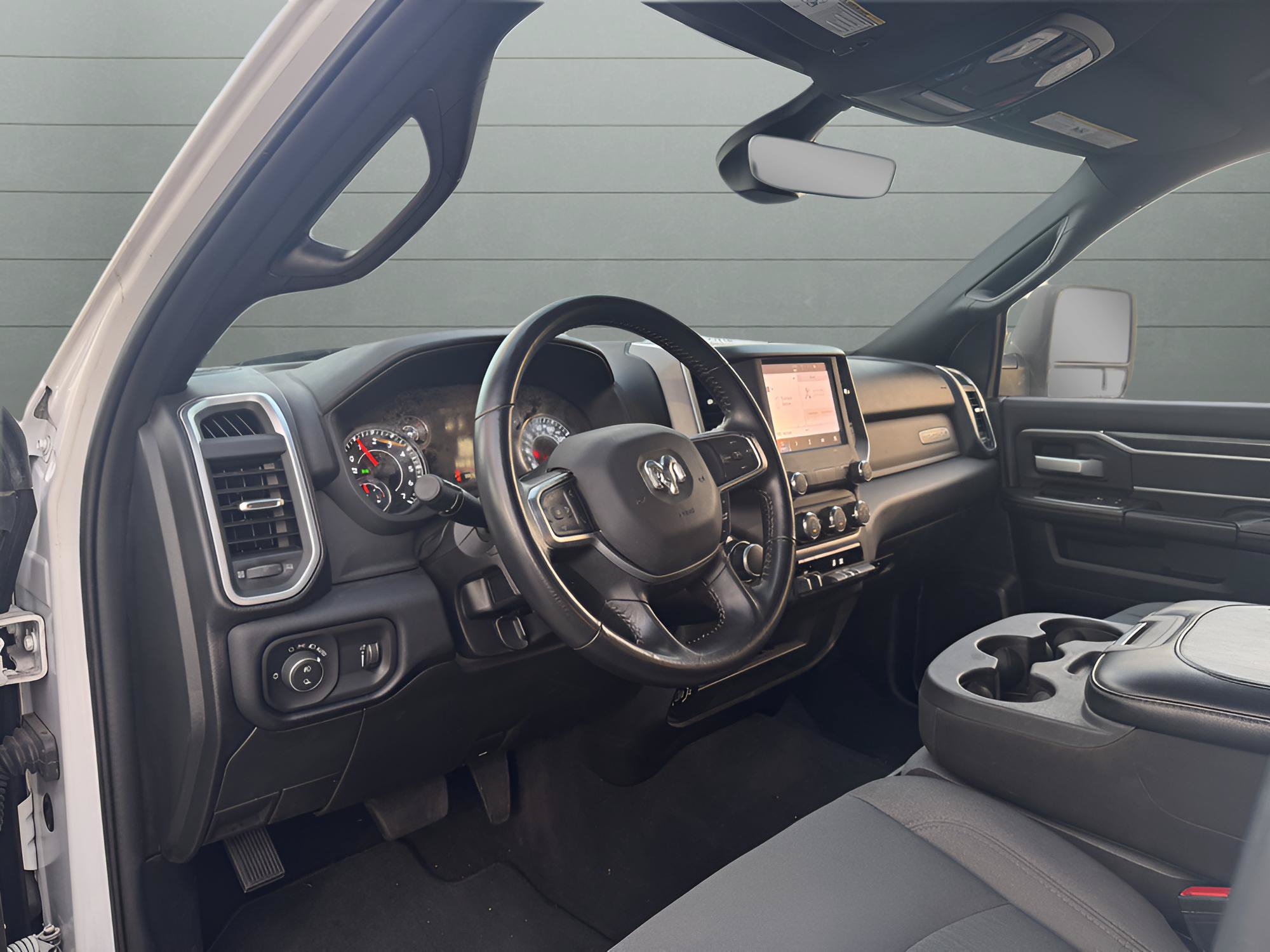 Used 2024 RAM 2500 Big Horn AWD/4WD image 14