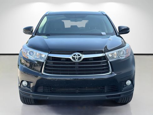 Used 2016 Toyota Highlander XLE AWD/4WD image 8