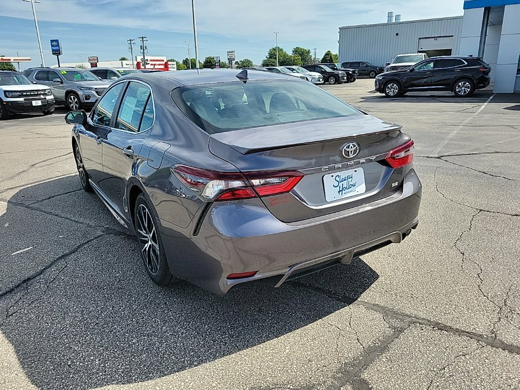 Used 2023 Toyota Camry SE FWD image 7