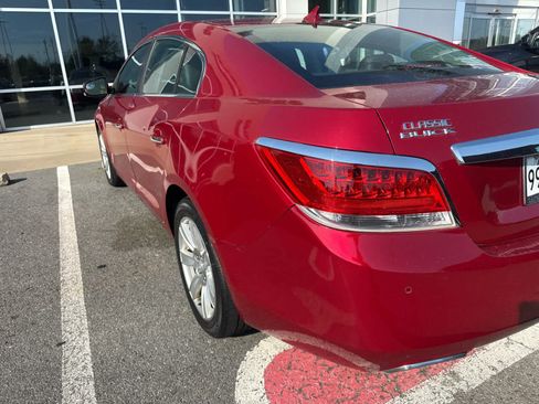 Used 2012 Buick LaCrosse Premium w/ Entertainment Package FWD image 2