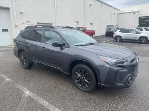Used 2024 Subaru Outback Onyx Edition AWD/4WD image 7
