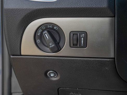 Used 2020 Dodge Durango SXT w/ 3rd Row Seating Group image 22