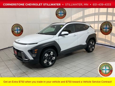 Used 2025 Hyundai Kona SEL image 1