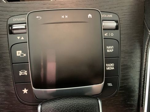 Used 2022 Mercedes-Benz GLE 350 4MATIC w/ AMG Line Exterior image 27