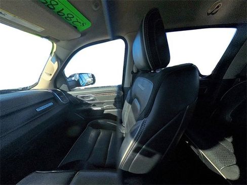 Used 2019 RAM 1500 Laramie image 33