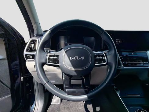 Used 2023 Kia Sorento EX FWD image 38