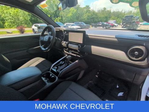 Certified 2023 Chevrolet Colorado Trail Boss w/ Advanced Trailering Package AWD/4WD image 29